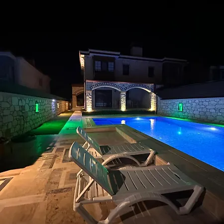 Alaçatı Stone House Fun - With Private Pool * Çeşme