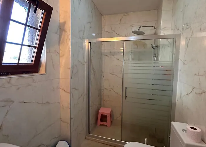 Alaçatı Stone House Fun - With Private Pool Çeşme