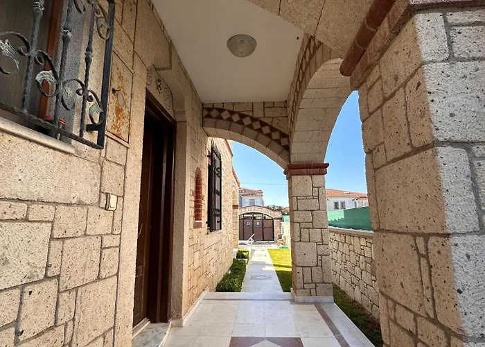 Alacati Stone House Fun - With Private Pool