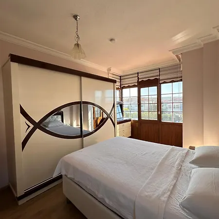 Βίλα Alacati Stone House Fun - With Private Pool *